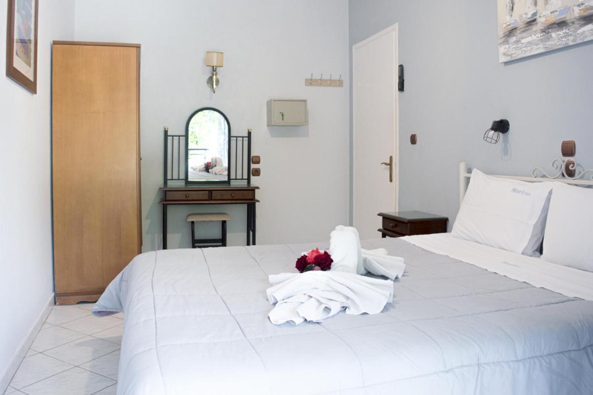 Marina Apartments, 아기오스고르디오스 외부 사진
